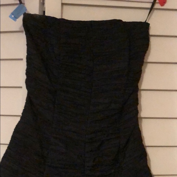 Strapless Black Taffeta Dress. - Picture 3 of 3